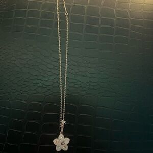 coach flower necklace